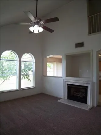 Image 4 - 1634 West Pflugerville Parkway, Round Rock, TX 78664, USA - House for rent