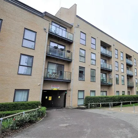 Rent this 2 bed apartment on The Embankment in Croxley Road, Hemel Hempstead