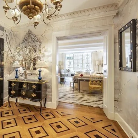 Image 1 - 160 East 72nd Street, New York, NY 10021, USA - Townhouse for sale