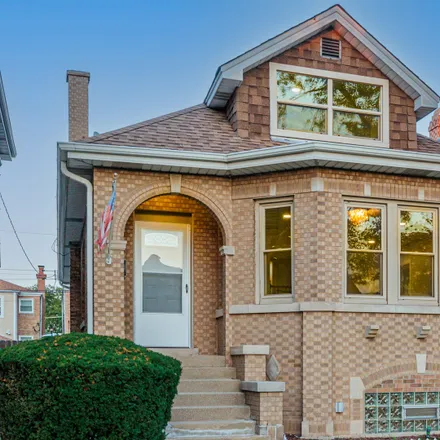 Image 1 - 5505 North Parkside Avenue, Chicago, IL 60646, USA - House for sale