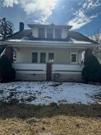 Buy this 3 bed house on 2545 Walden Court in Youngstown, OH 44509