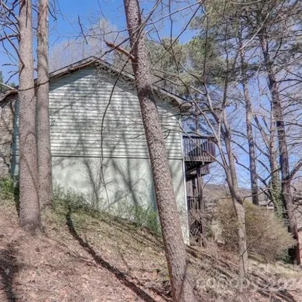 Image 3 - Apple Valley Golf Course, 309 Winesap Road, Lake Lure, Rutherford County, NC 28746, USA - House for sale