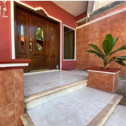 Buy this studio house on Avenida Luis M. Sevilla Sánchez in Sian Ka'an III, 77086 Chetumal