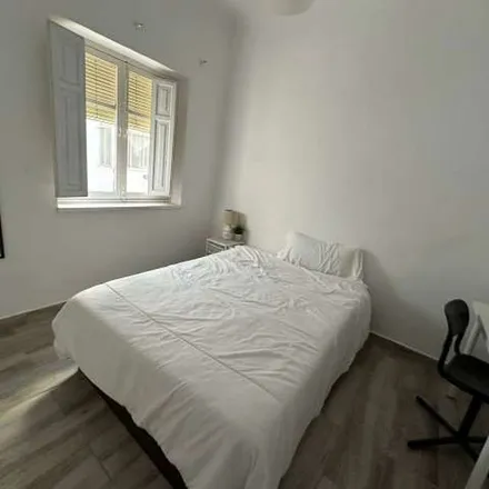 Rent this 4 bed apartment on Carrer de Barcelona / Calle de Barcelona in 03013 Alicante, Spain