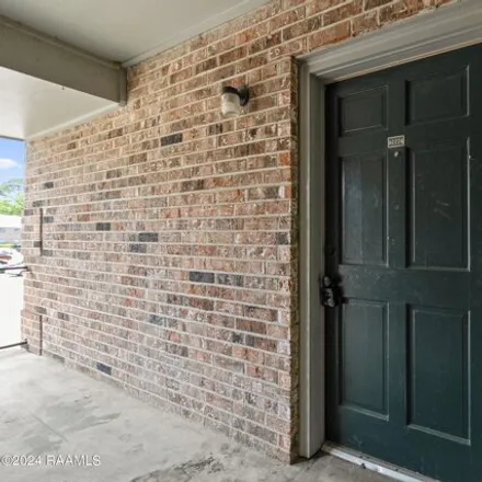 Buy this 2 bed condo on Johnston Street in Lafayette, LA 70504