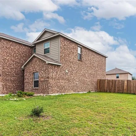 Image 2 - 148 Point Rider Rd, Newark, Texas, 76071 - House for sale