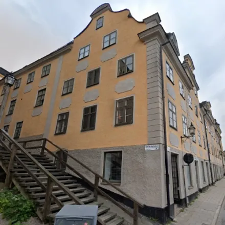 Rent this 5 bed apartment on Klevgränd 16B in 104 65 Stockholm, Sweden