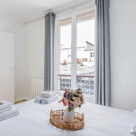 Image 8 - 93 Rue des Moines, 75017 Paris, France - Apartment for rent