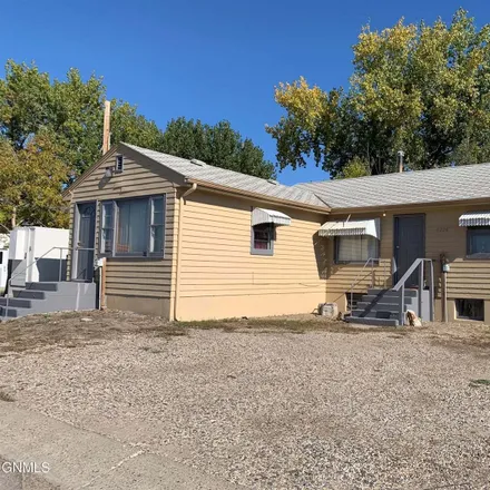 Image 1 - 2461 2nd Avenue West, Williston, ND 58801, USA - House for sale