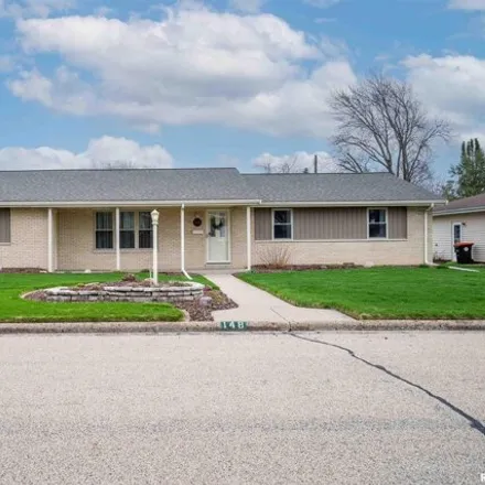 Buy this 3 bed house on 974 East Madison Street in Morton, IL 61550