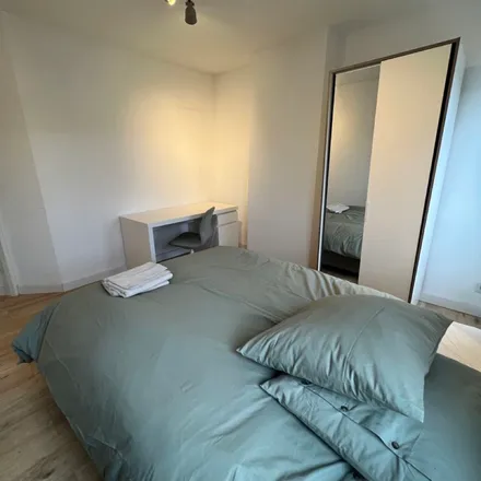 Rent this 3 bed apartment on Che Bar in Professor Kamerlingh Onneslaan 149, 3112 VG Schiedam