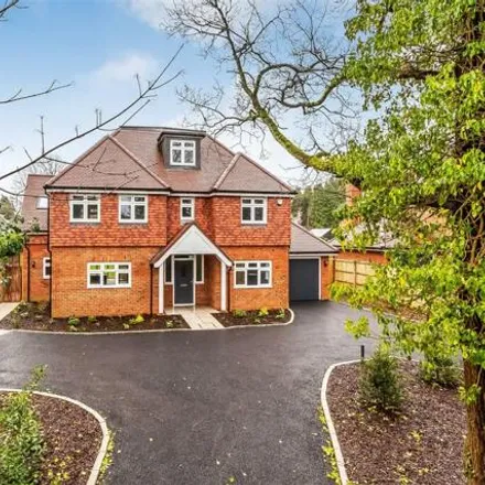 Buy this 5 bed house on 22 Epsom Lane South in Tadworth, KT20 5SX