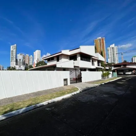 Buy this 4 bed house on Sector 7 B45 in Pueblo Nuevo, 0818