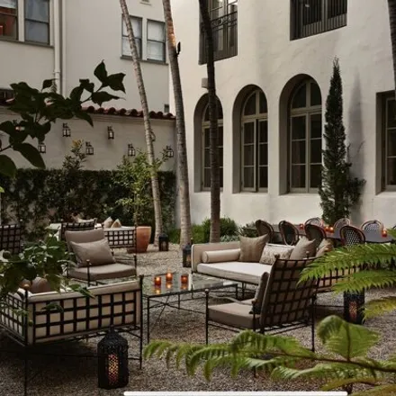 Image 2 - Bourgeois Pig, 5931 Franklin Avenue, Los Angeles, CA 90028, USA - Apartment for rent