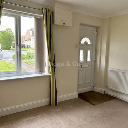 Image 1 - Muntjac Close, St. Neots, PE19 8QH, United Kingdom - Apartment for rent