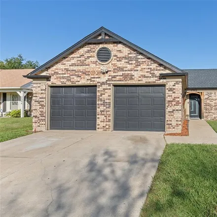 Buy this 3 bed house on 5302 Daffodil Court in Arlington, TX 76018