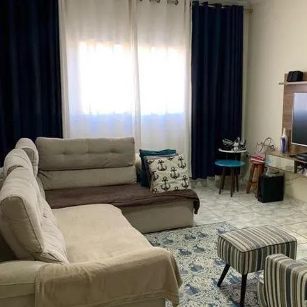 Buy this 2 bed house on Rua Hortênsia van Dkamp in Baeta Neves, São Bernardo do Campo - SP