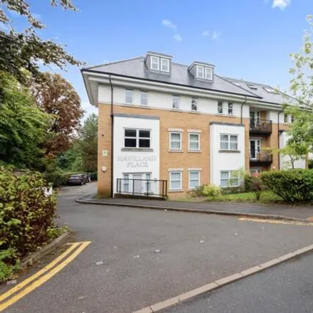 Buy this 2 bed apartment on Southlands in Linkfield Lane, Redhill