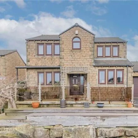 Buy this 4 bed house on Pennine Gardens in Linthwaite, HD7 5TN