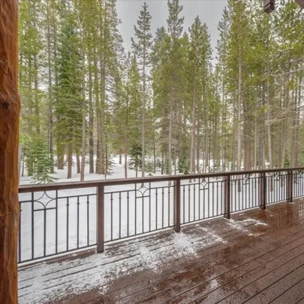 Image 3 - 14936 Swiss Lane, Truckee, CA 96161, USA - House for sale