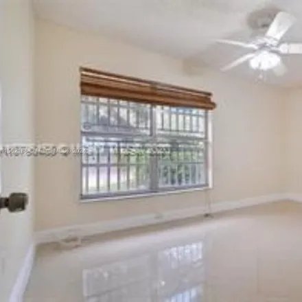 Image 9 - 19337 Northwest 62nd Avenue, Hialeah Gardens, FL 33015, USA - House for rent