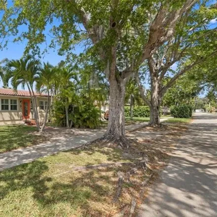 Buy this 3 bed house on 1555 Mayo Street in Hollywood, FL 33020