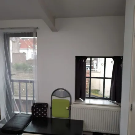 Rent this 2 bed apartment on Zwart Janstraat in 3035 AR Rotterdam, Netherlands
