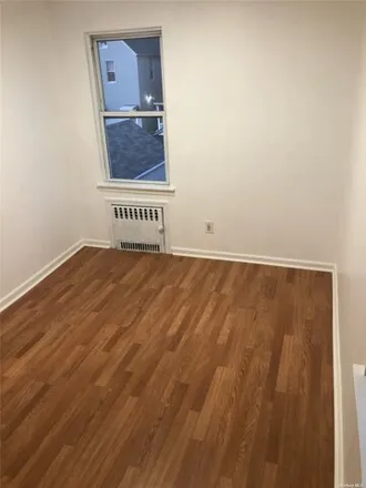Image 4 - 80-17 169th Street, New York, NY 11432, USA - House for rent