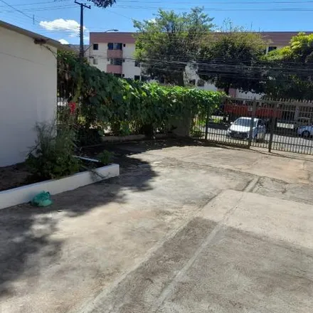 Rent this 2 bed house on QNL 21 in Taguatinga - Federal District, 72152-304