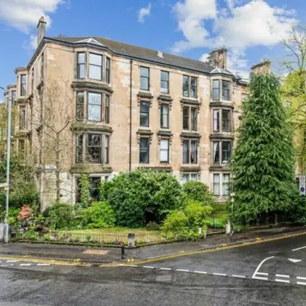Buy this 3 bed townhouse on Flat 3 5 Turnberry Road in Hyndland, G11 5af