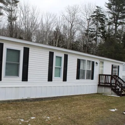 Buy this studio apartment on 12 Simmons Drive in Boothbay Harbor, ME 04538