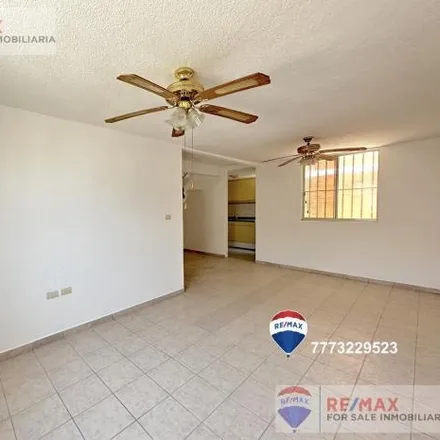 Buy this 2 bed house on Violeta in Unidad Habitacional Arcos de Xiutepec, 62553 Jiutepec