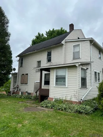 Buy this 4 bed house on 415 Stone Street in Oakhurst, Johnstown