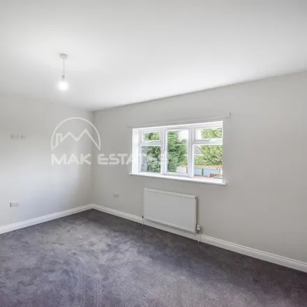 Image 5 - Highwood Ave / Castle Lane, Highwood Avenue, Ulverley Green, B92 8SS, United Kingdom - Duplex for rent