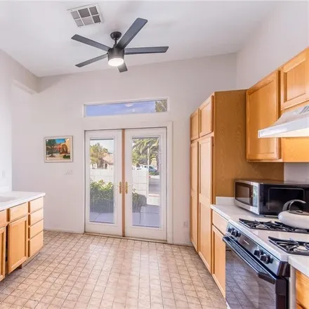Image 8 - 1795 Franklin Chase Terrace, Henderson, NV 89012, USA - Townhouse for sale