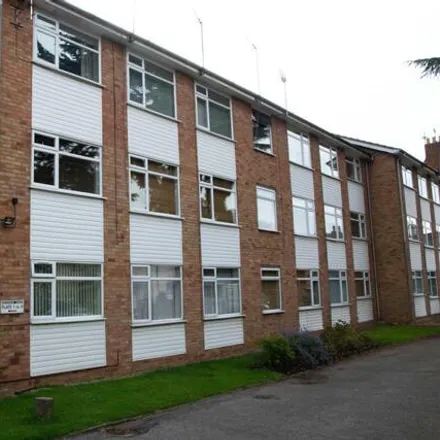 Image 1 - Milverton Crescent West, Royal Leamington Spa, CV32 5NX, United Kingdom - Room for rent