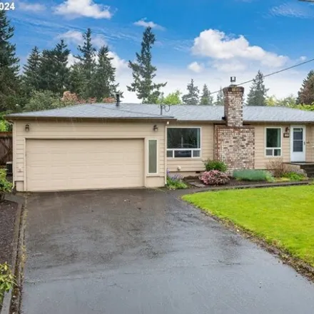 Buy this 3 bed house on 117 McCarver Avenue in Oregon City, OR 97045