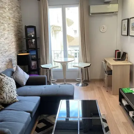 Image 5 - Antibes, Avenue Robert Soleau, 06600 Antibes, France - Apartment for rent