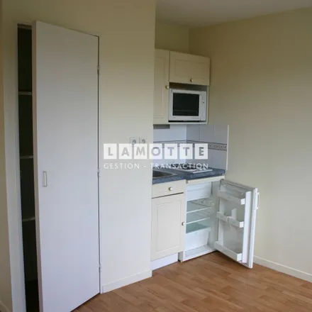 Rent this 1 bed apartment on 35 bis Avenue Victor Hugo in 56000 Vannes, France