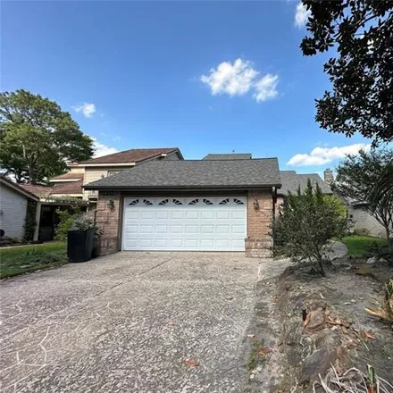 Image 2 - 20298 Atascocita Lake Drive, Houston, TX 77346, USA - House for sale