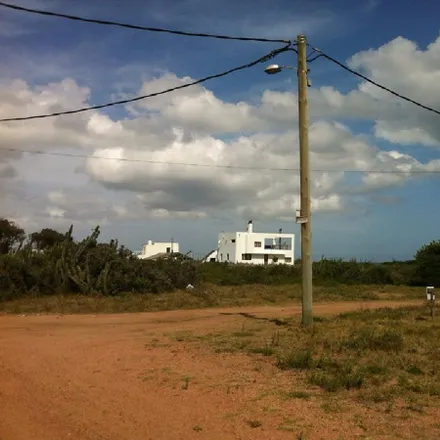 Buy this studio townhouse on De Las Acacias in 20004 Sauce de Portezuelo, Uruguay