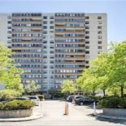 Buy this 1 bed condo on Whittier Place in Boston, MA 02114