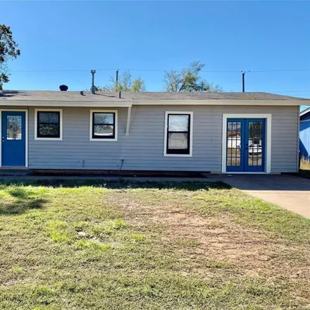 Buy this 3 bed house on 5343 South 7th Street in Abilene, TX 79605