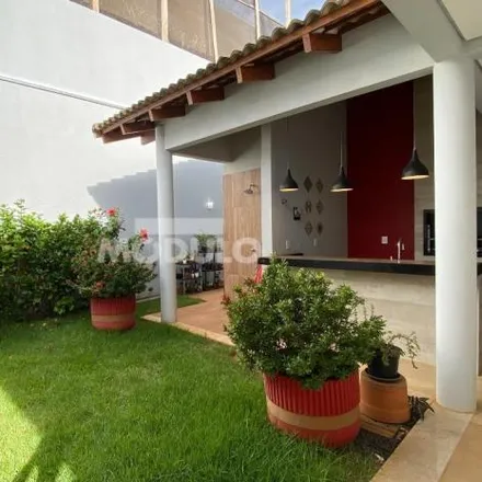 Rent this 3 bed house on unnamed road in Shopping Park, Uberlândia - MG