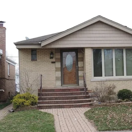 Image 2 - 5143 S Newcastle Ave, Chicago, Illinois, 60638 - House for sale