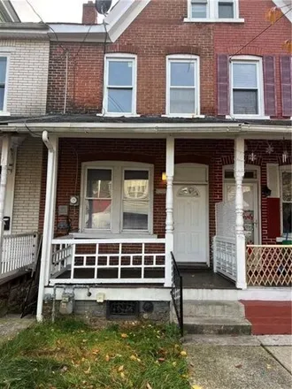 Rent this 3 bed house on 751 North Clewell Street in Fountain Hill, Lehigh County