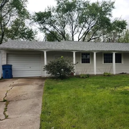 Buy this 3 bed house on 392 Lahonda Drive in South Haven, IN 46385