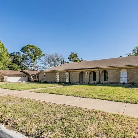 Buy this 4 bed house on 7500 Noreast Drive in North Richland Hills, TX 76180