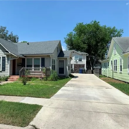 Rent this 2 bed house on 464 Indiana Avenue in Corpus Christi, TX 78404