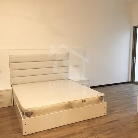Rent this 3 bed apartment on Sri Sambuddaloka Viharaya in Lotus Road, Fort
